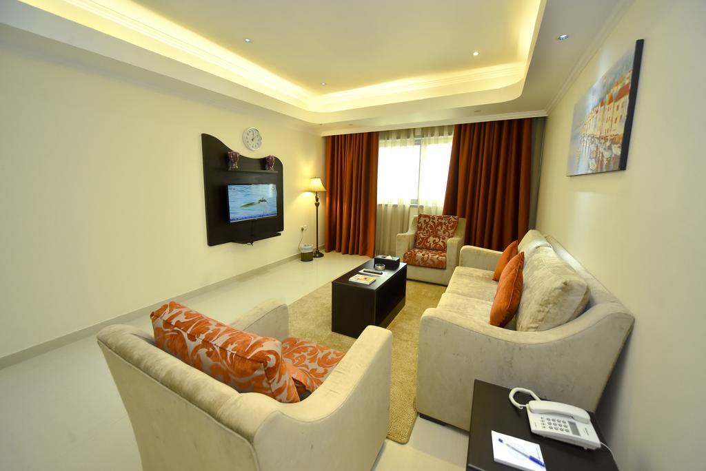 Alain Hotel Ajman Buitenkant foto