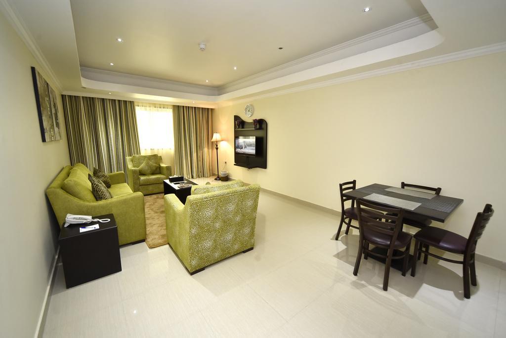 Alain Hotel Ajman Buitenkant foto