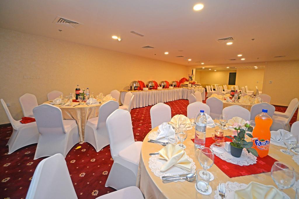 Alain Hotel Ajman Buitenkant foto