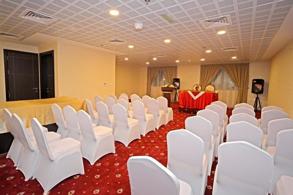 Alain Hotel Ajman Buitenkant foto